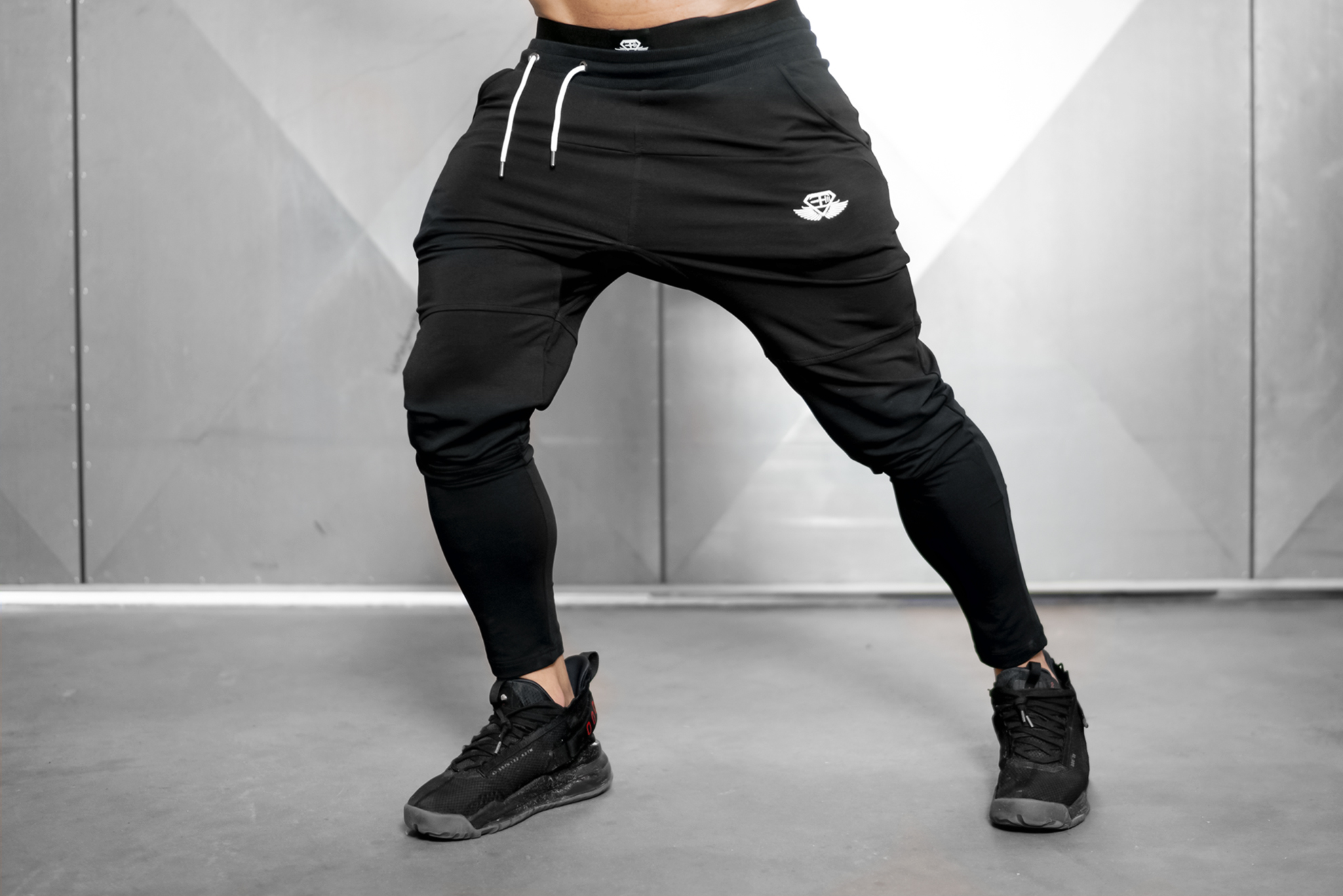 CORE Xen JOGGER - BLACK OUT - Engineered Life
