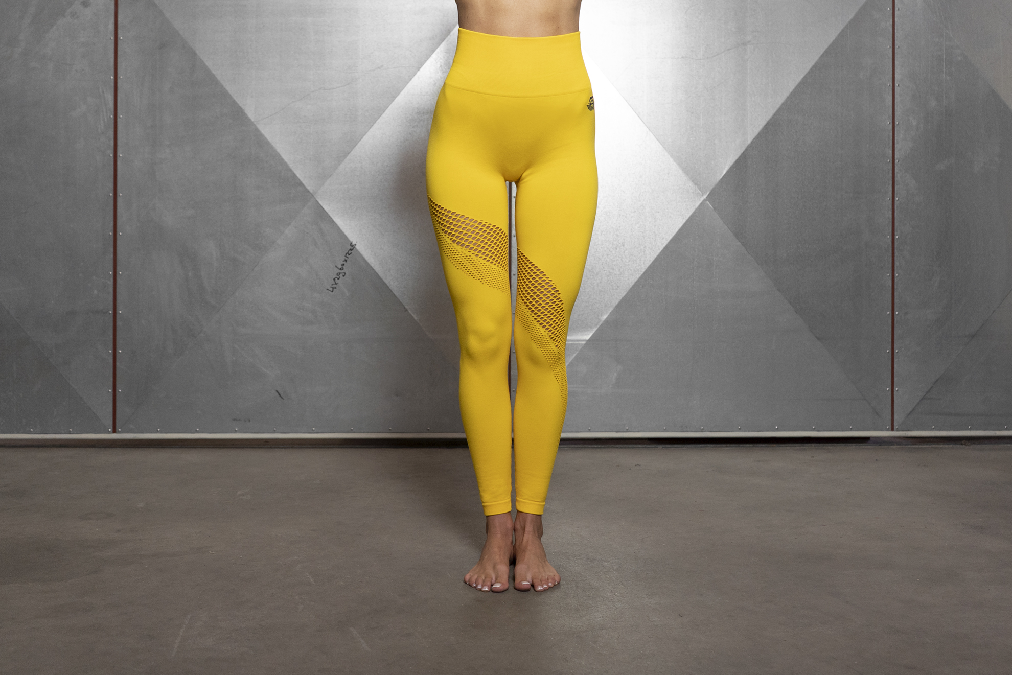 Motus Seamless Legging High Waist - OKER YELLOW - Engineered Life