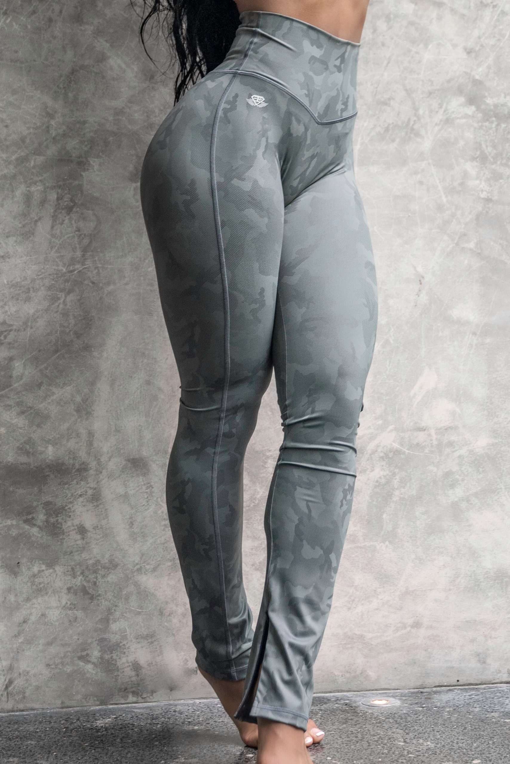 NERISSA TECH Legging - Light Grey Camo - Engineered Life